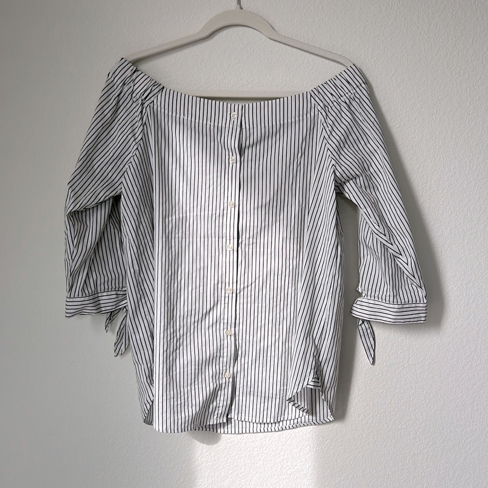 Off shoulder Blouse SZ M